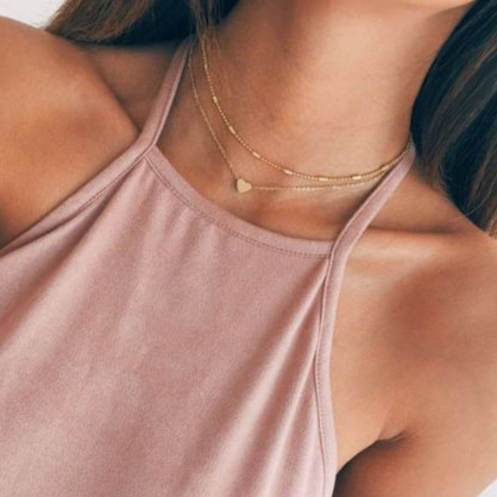 Pretty gold heart layered choker necklace
